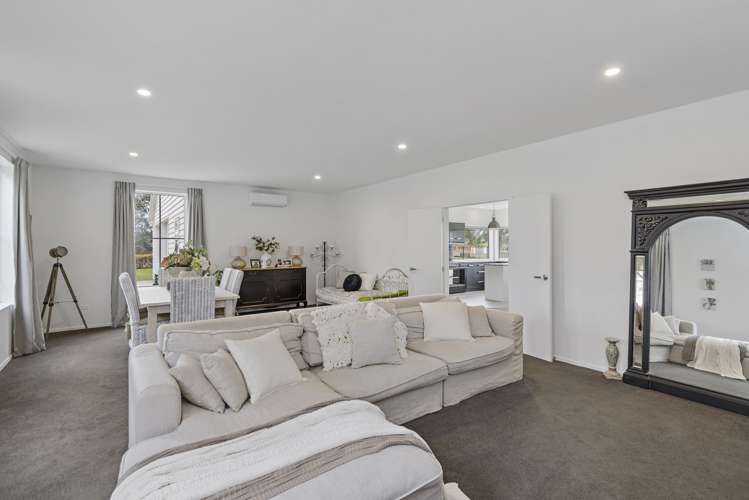 812 Oxford Road Fernside_11