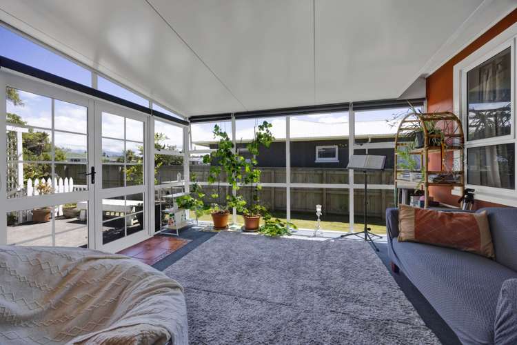 114 Brecon Road Stratford_14