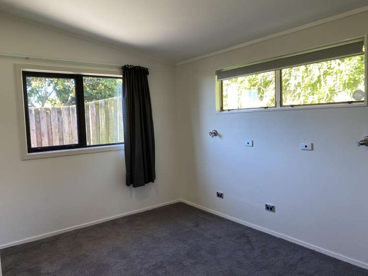 42 James Cook Drive, Welcome Bay_12