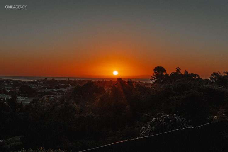 27 Alpine View Hokitika_10