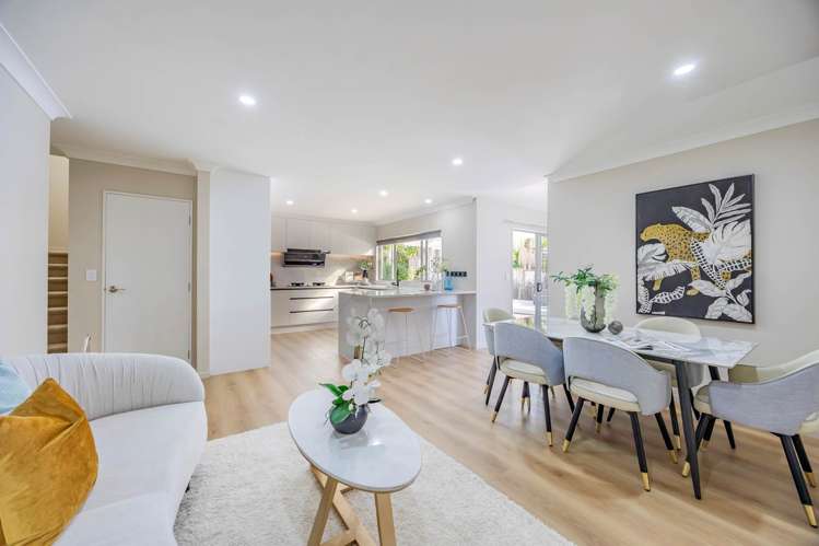 5 Mary Forgham Drive Greenhithe_2