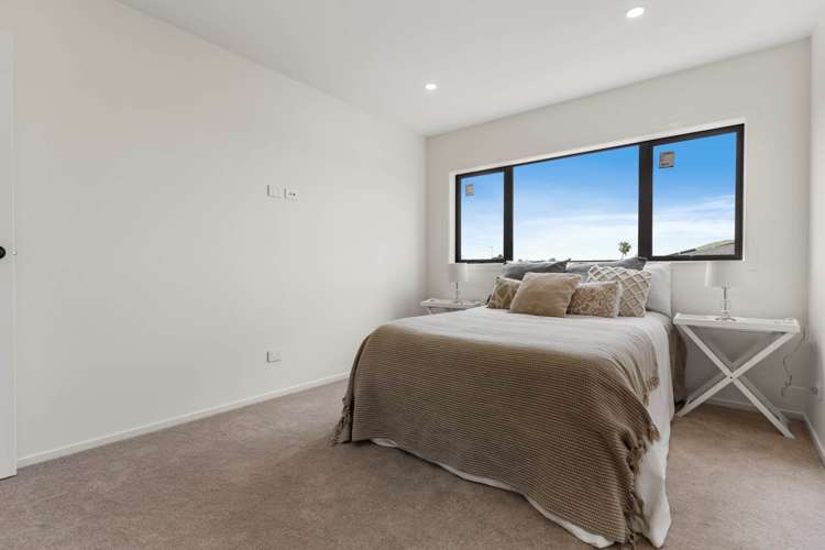 12B Italia Grove Mt Wellington_10