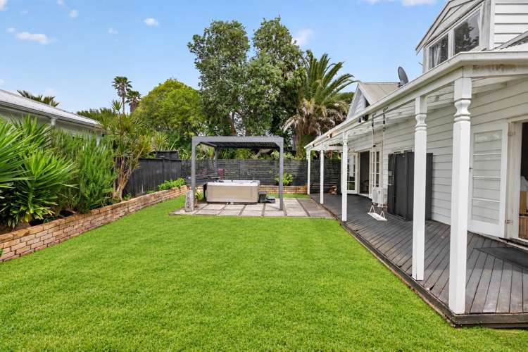 64 Larchwood Avenue Westmere_10