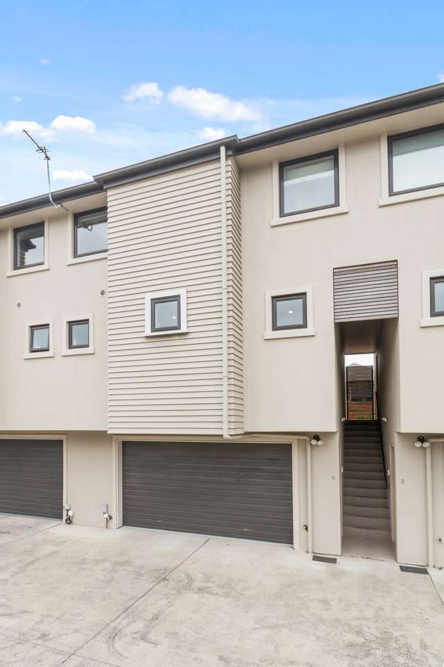 4/63 Brockworth Place Riccarton_1