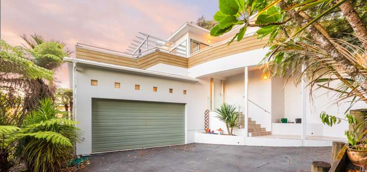 38 Takahe Road Titirangi_17