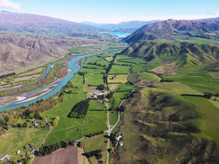 60 Old Slip Road Kurow_25