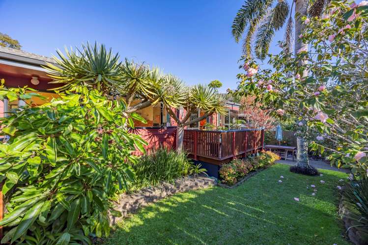 1/1031 Beach Road Torbay_37
