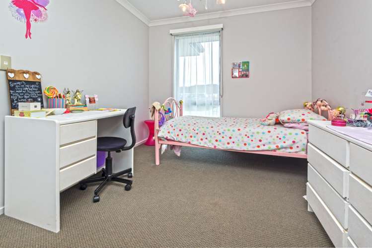 12 Weatherly Drive Beachlands_10