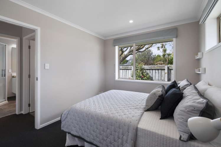 30A and B Ngaio Street West End_20