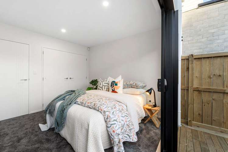 5/68 Smythe Road Henderson_9