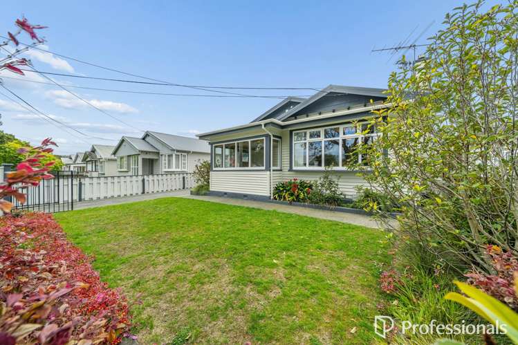 39 Wilford Street Woburn_19
