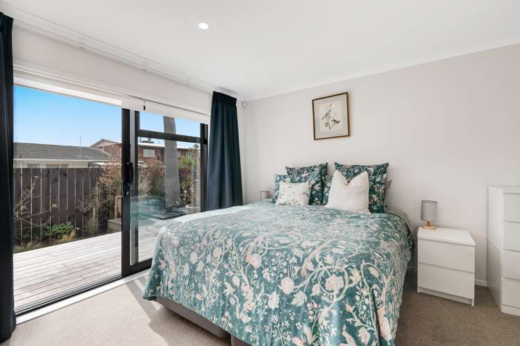 16a Lillian Place Orewa_12
