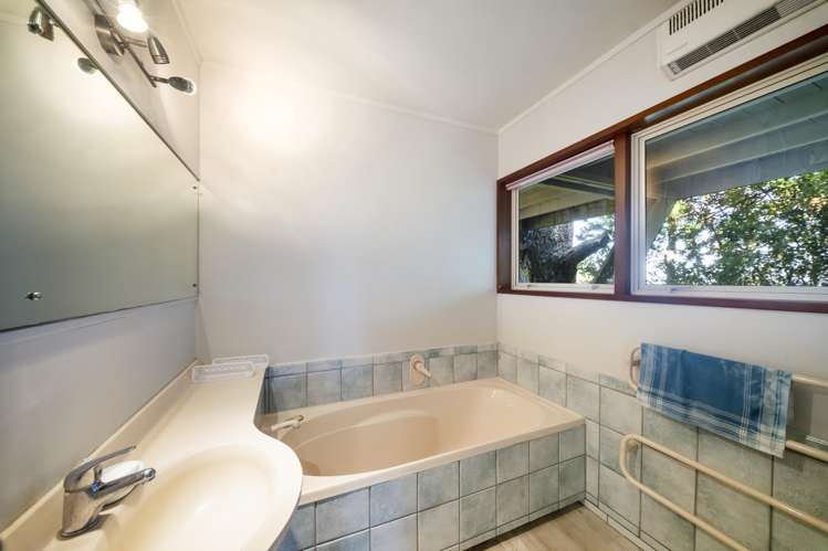 123 Lynbrooke Avenue Blockhouse Bay_22