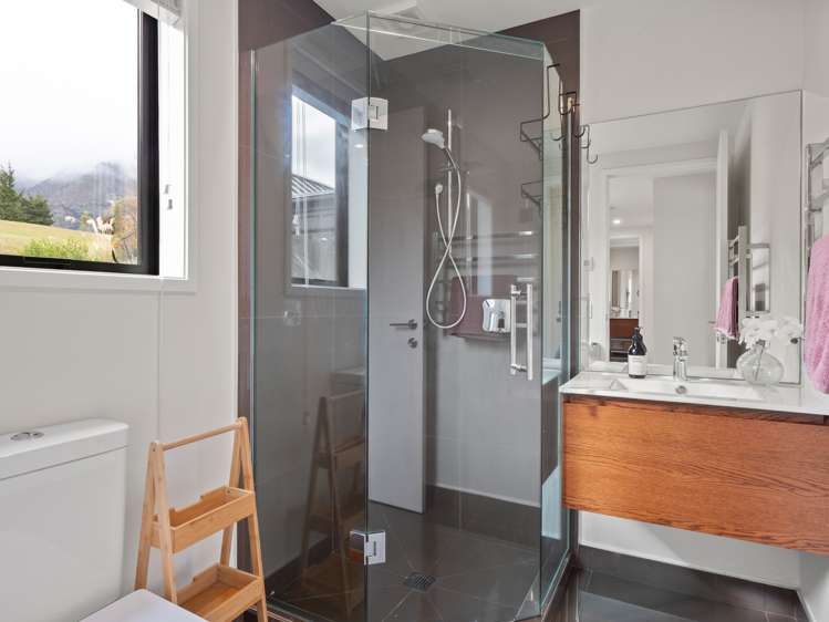 1 Hackett Road Jacks Point_18