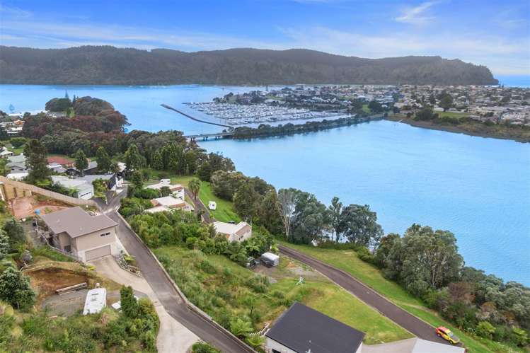 6/135 Waireka Place Whangamata_0