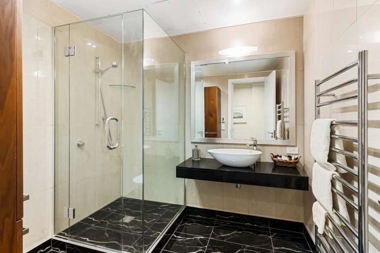 2A/36 Saint Stephens Avenue Parnell_19