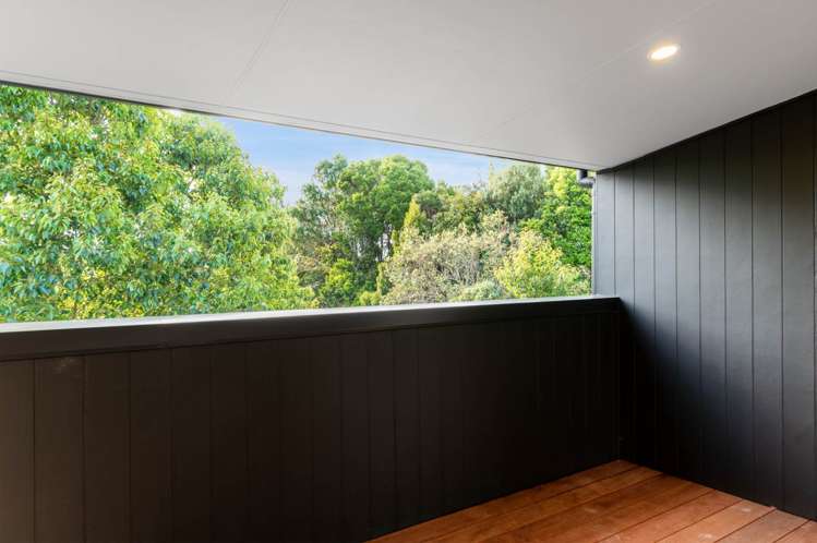 18 & 20 Arataki Views Way Glen Eden_31