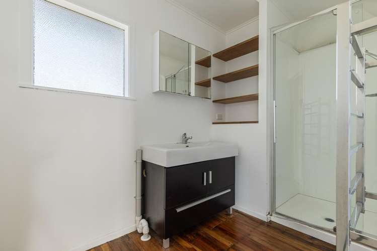 15 Murray Road Te Atatu Peninsula_7