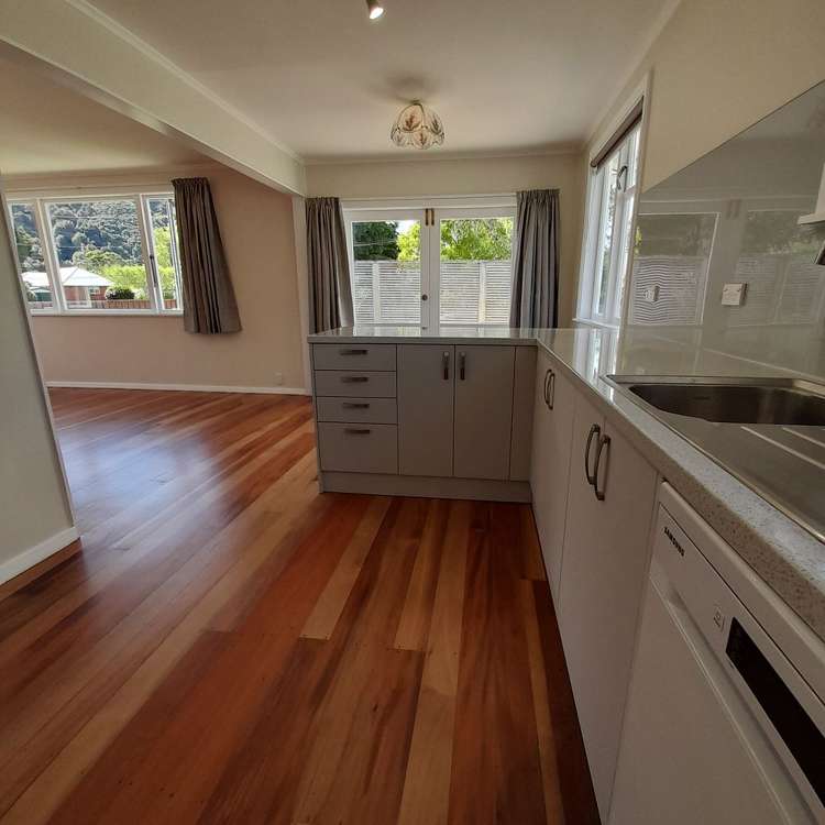 39 Rimutaka Street Trentham_23