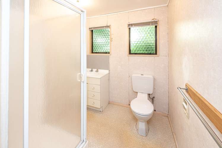 12 D'Arcy Road Bastia Hill_17