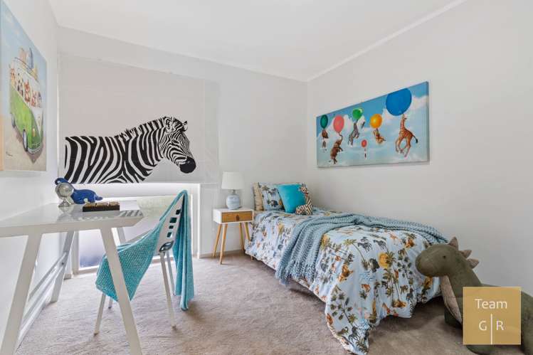 2/11 Tulloch Place Conifer Grove_10