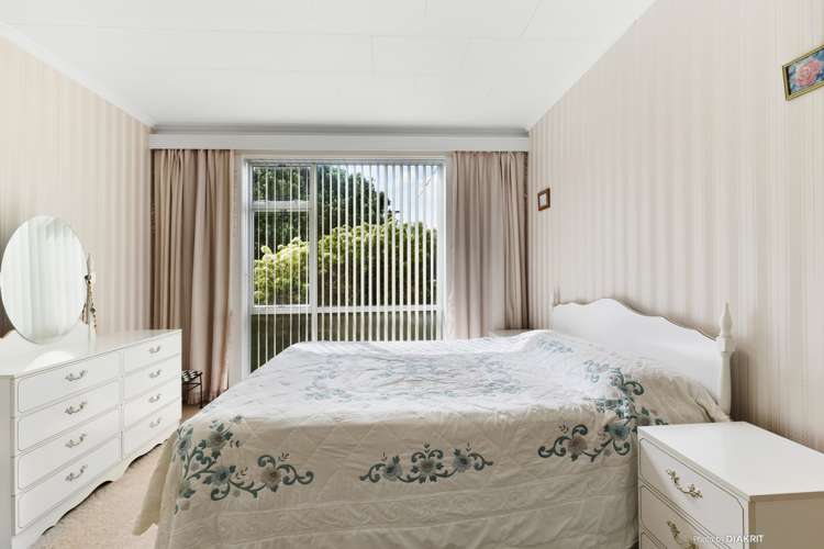 156 Queens Drive Lyall Bay_6