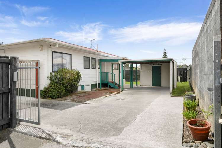 2/16 Rice Crescent Papakura_6