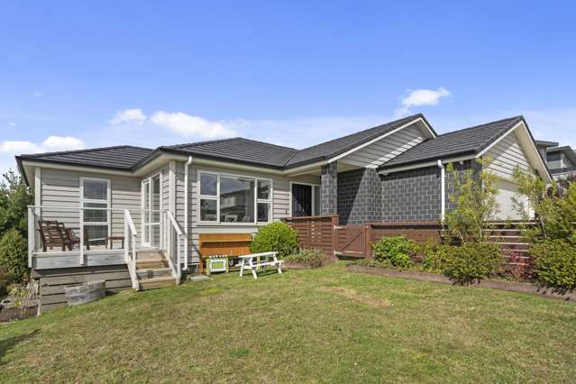 156 Endeavour Drive Whitby_1