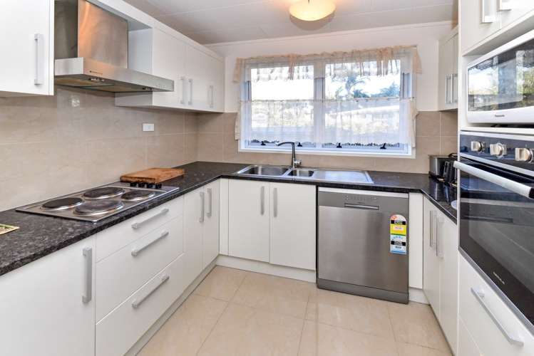 39 Pinehurst Place Wattle Downs_6