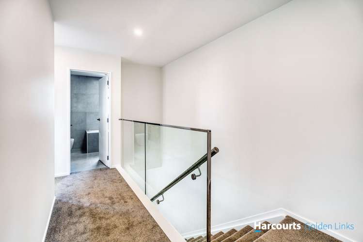 25&27 Jandell Crescent Bucklands Beach_19