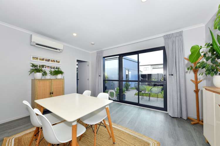 27 William Dawson Crescent Wigram_3