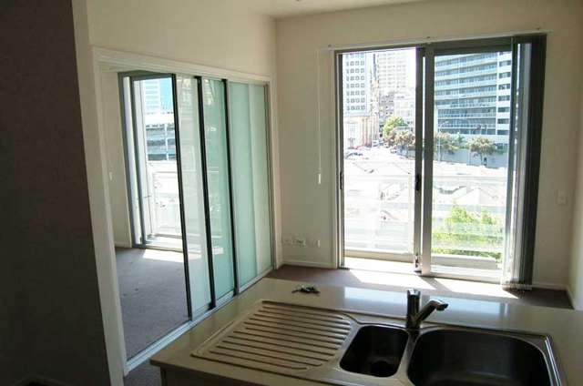 4G/16 Market Place Viaduct City Centre_2