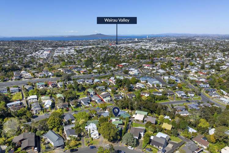1/18, 2/18 Glen Vista Road Bayview_19