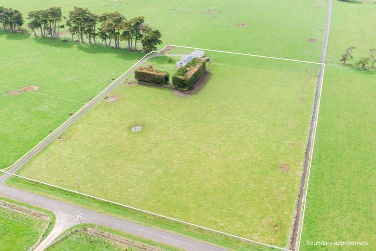 335 Couper Road Glen Oroua_18