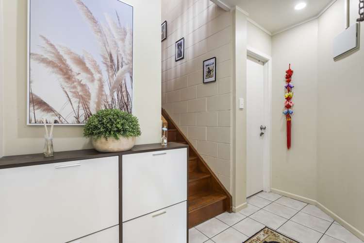 3/24 Commodore Drive Lynfield_4