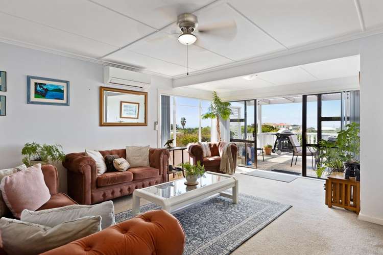 11 Sea View Road Leigh_8