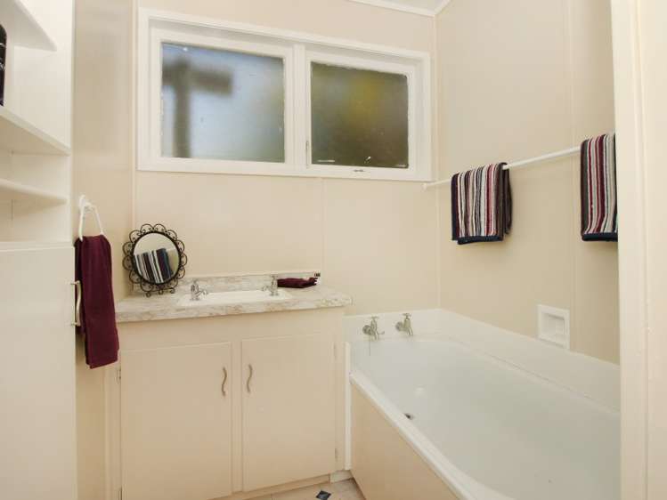 2110 State Highway 56 Longburn_7