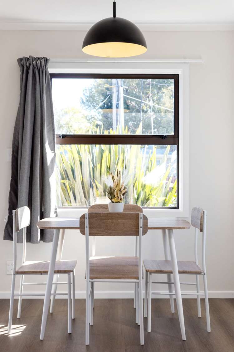 98 Bruce Avenue Glenview_16