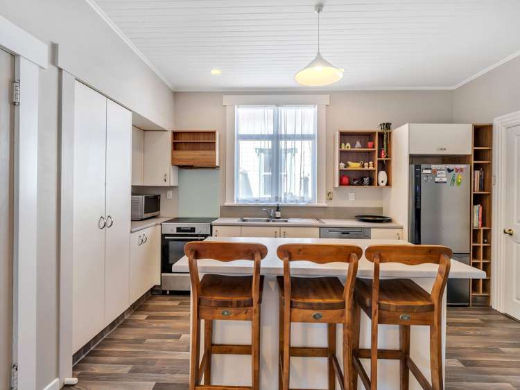 14 Kings Avenue Gonville_7