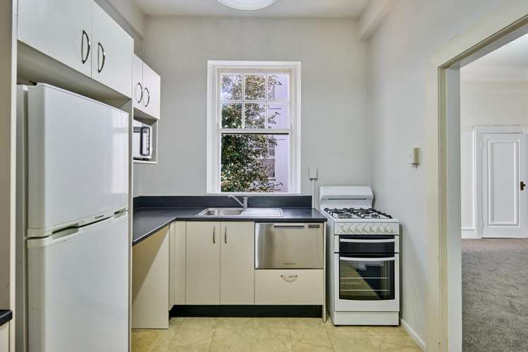 7/3 Aro Street Wellington Central_11