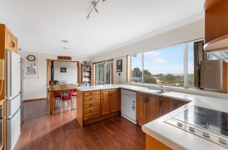 4247 Great North Road Glendene_6