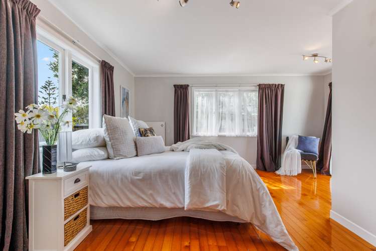 1/16 Lancaster Road Beach Haven_14