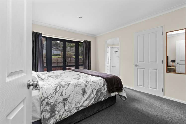 24 Roderick Place 2612_8