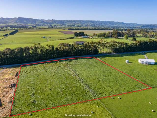 Stunning Lifestyle - Views, Location & Freedom