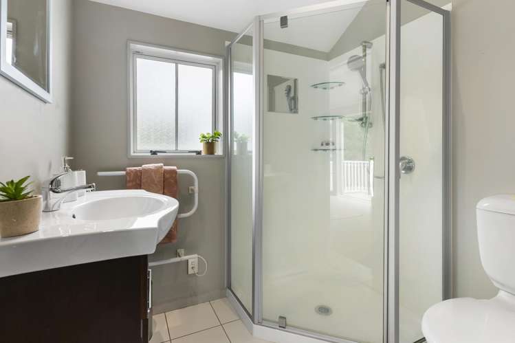 15A Aplin Terrace Ngaio_11