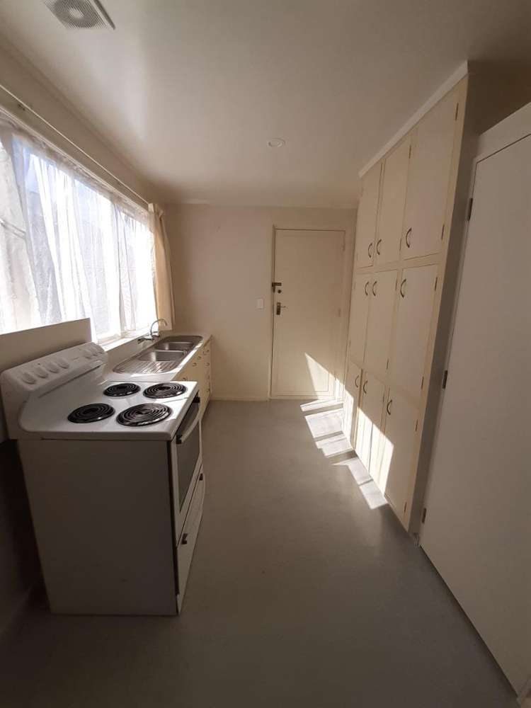 2/8 Stanmore Road Linwood_5