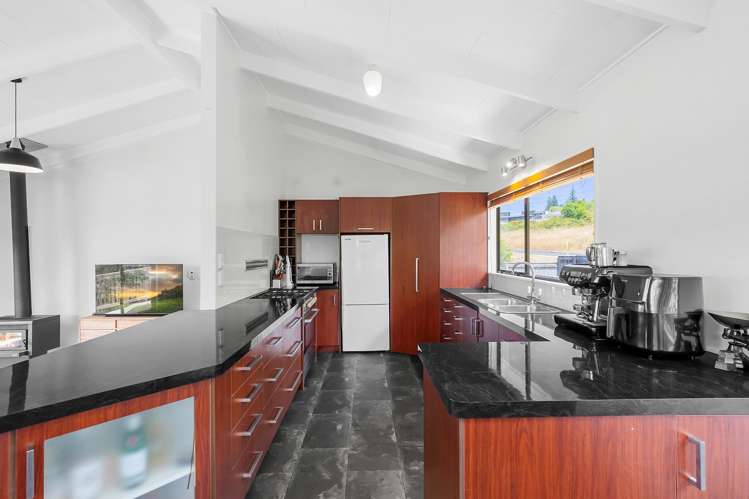 17 Besley Place Acacia Bay_14