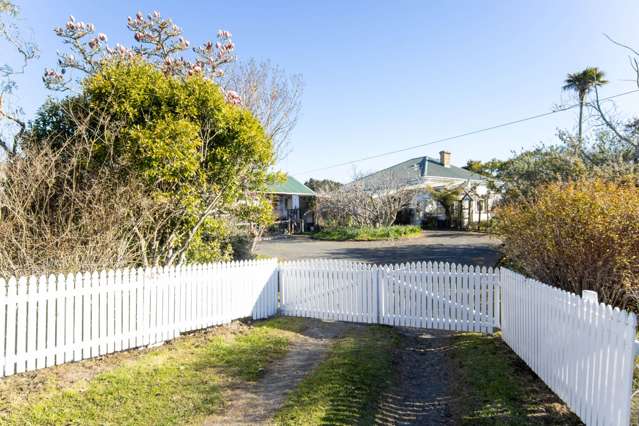 42 Boord Crescent Kumeu_3