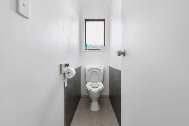 7 Dissmeyer Drive Clover Park_9