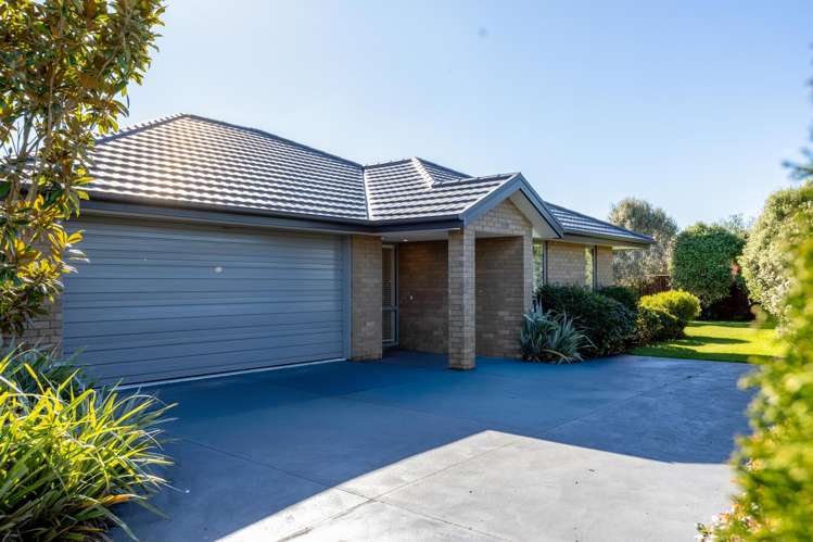 8 Eaton Place Lincoln_17